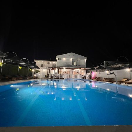 Residence Leora 울친 외부 사진