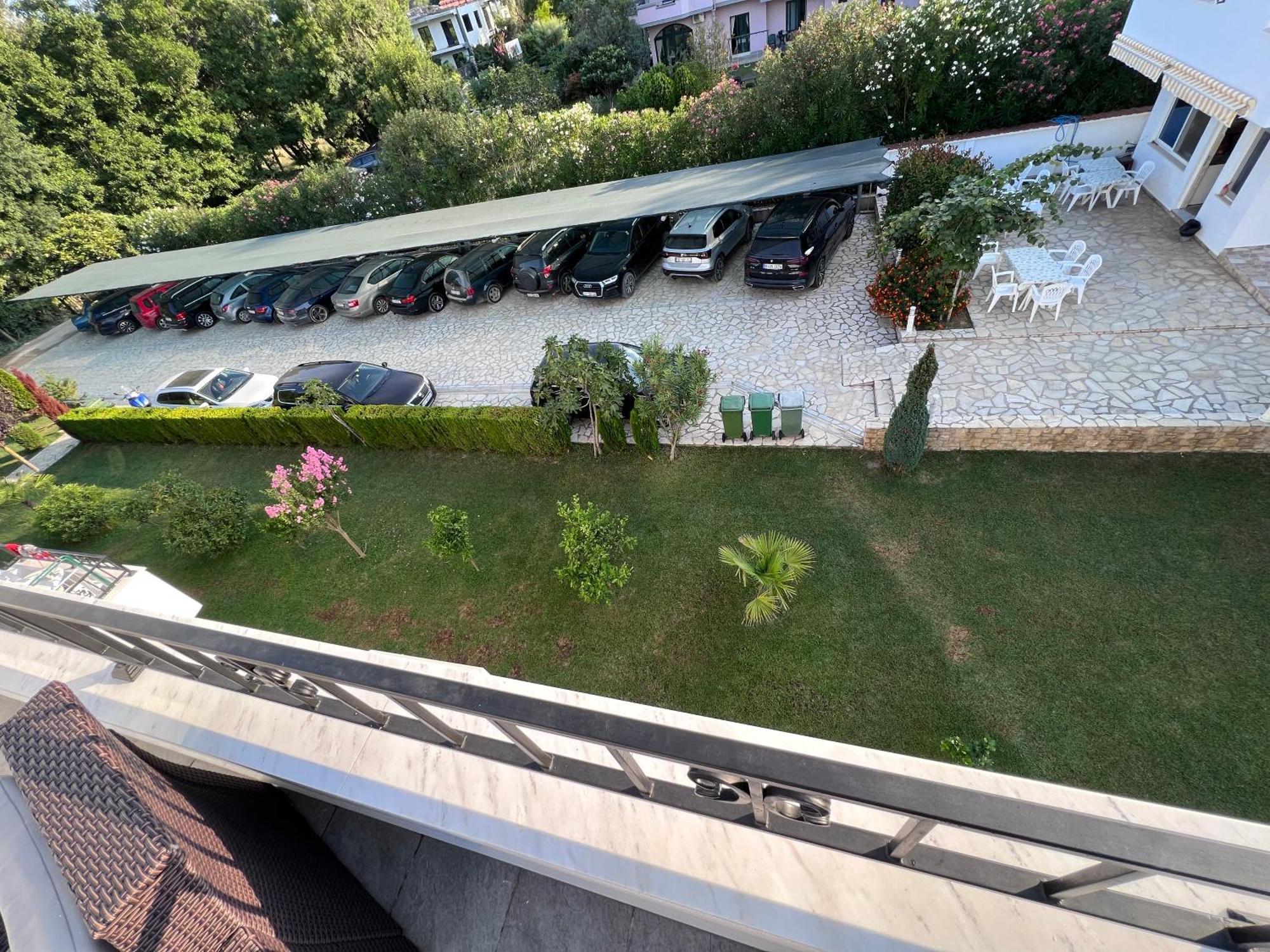 Residence Leora 울친 외부 사진